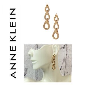 🐘🐘💓 Anne Klein Tear Drop Earrings